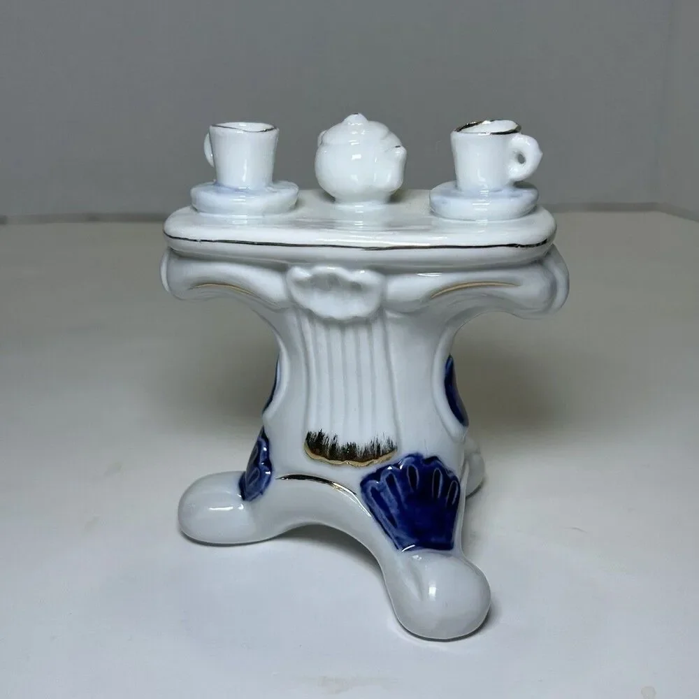 Vintage Victorian/Colonial Porcelain Tea Table Figurine White/Blue Home Decor